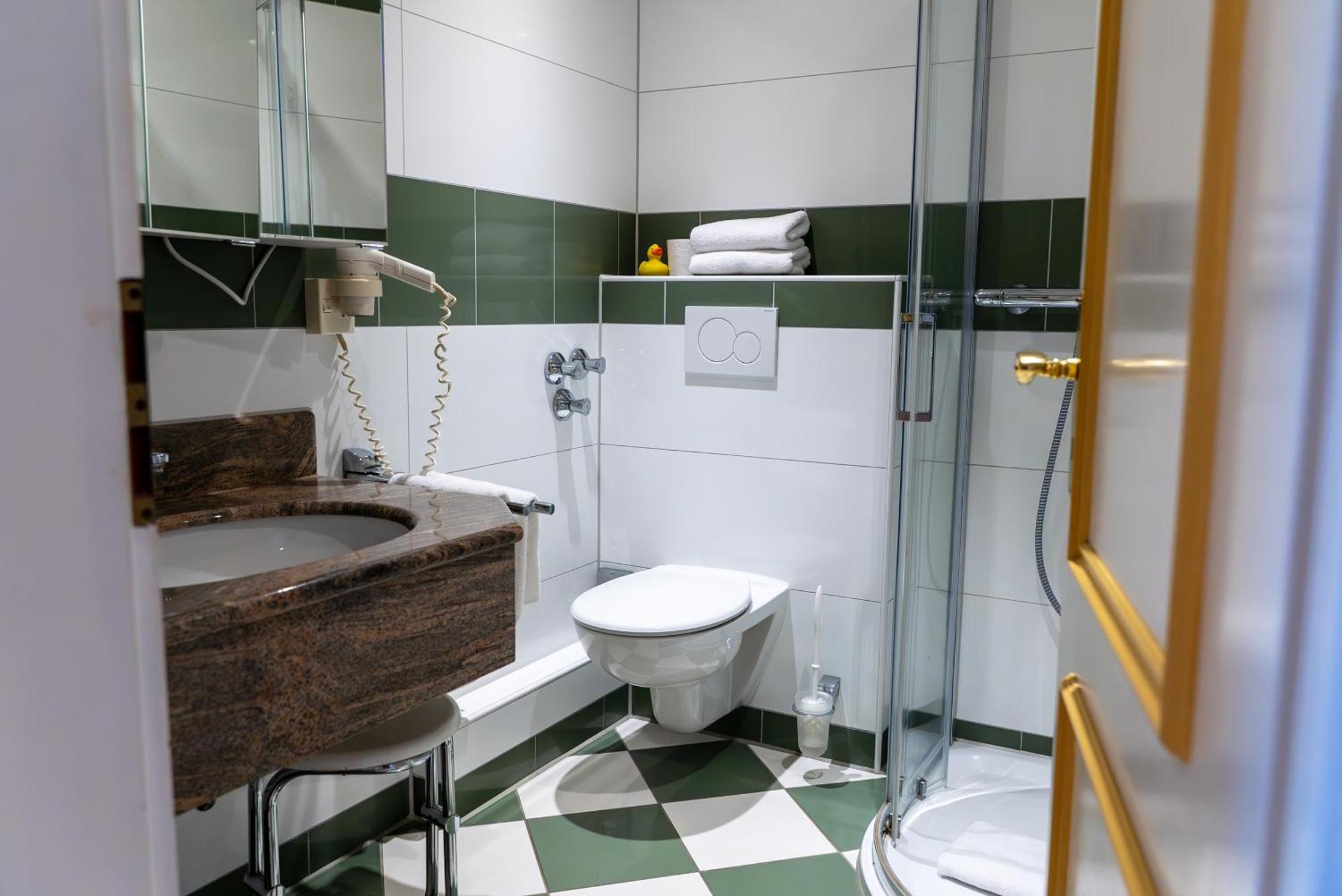 Hotel Appartement Landhaus Stutzi - Hotel Strandperle Куксгафен Екстер'єр фото
