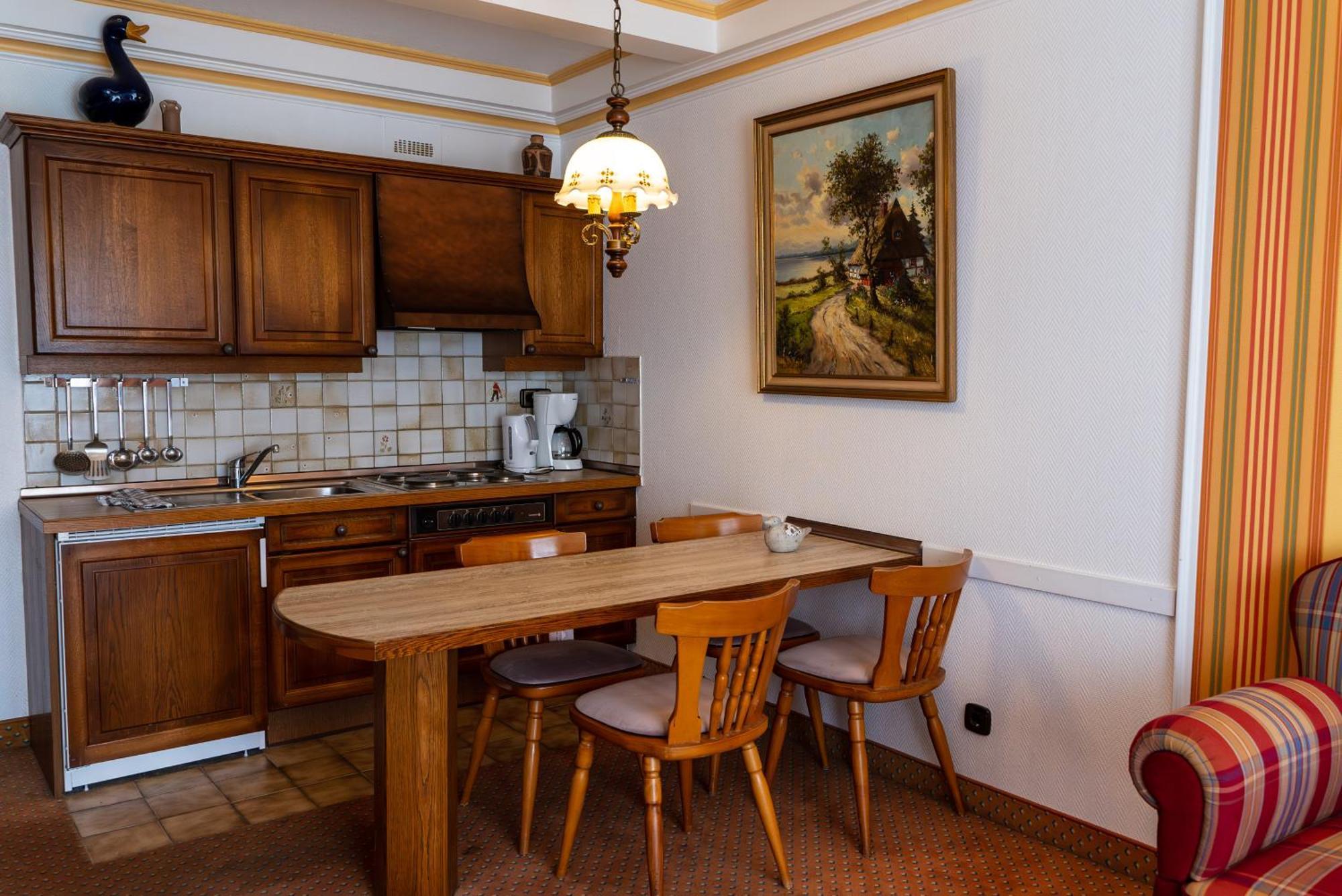 Hotel Appartement Landhaus Stutzi - Hotel Strandperle Куксгафен Екстер'єр фото