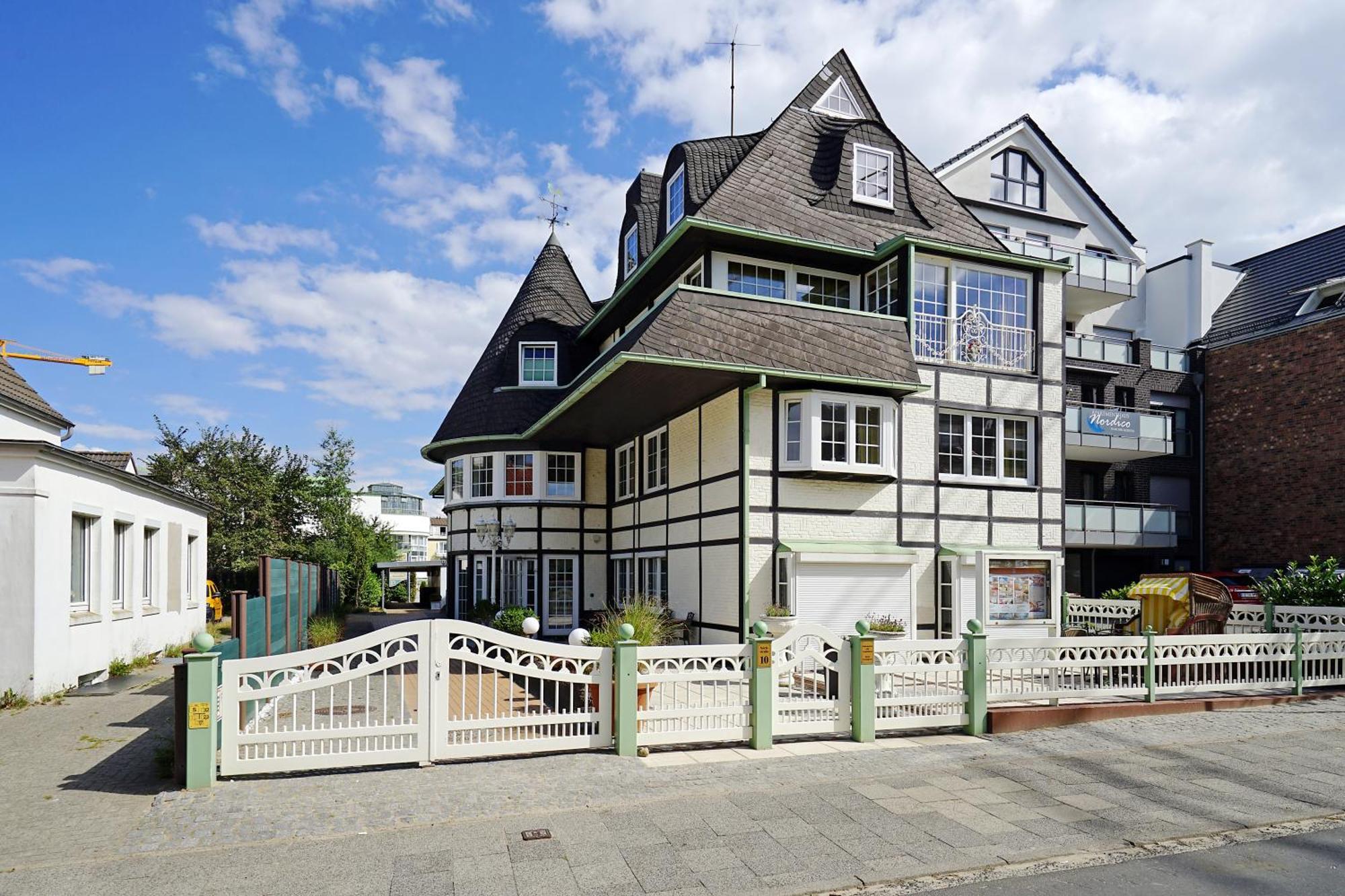 Hotel Appartement Landhaus Stutzi - Hotel Strandperle Куксгафен Екстер'єр фото
